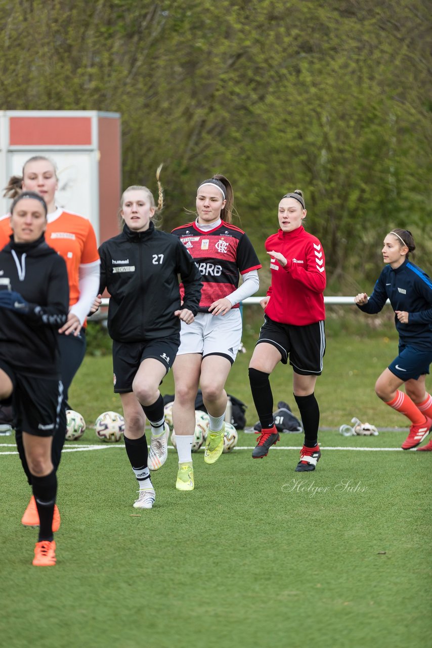 Bild 56 - Co-Trainerin der Frauen Nationalmannschaft Britta Carlson in Wahlstedt